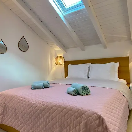 Дом отдыха Portugal Secret By Coral - Townhouse With Small Pool
